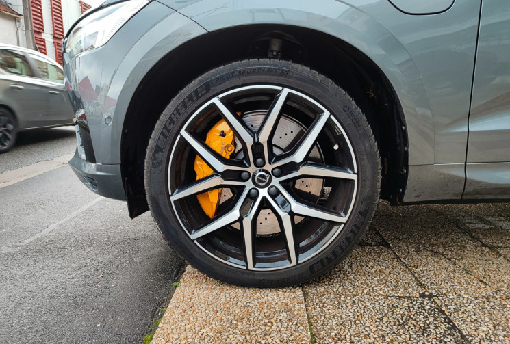 Volvo XC60 T8 POLESTAR AWD 318 + 87 / SUIVI VOLVO
