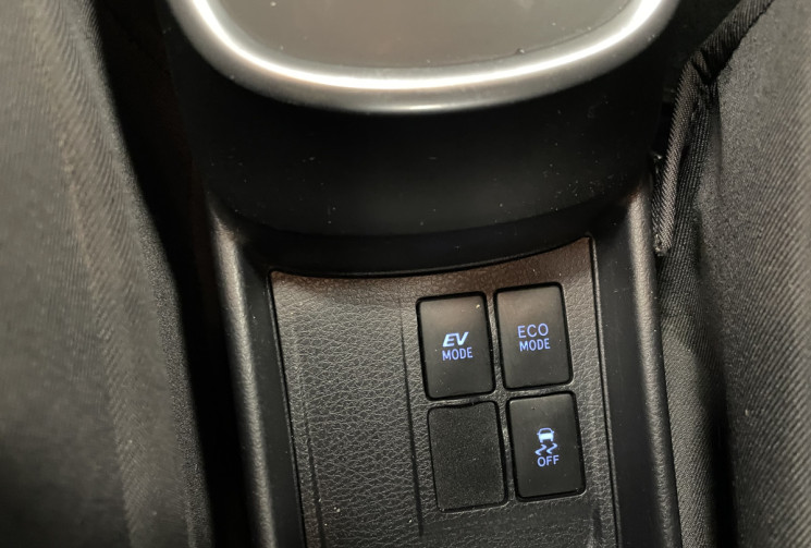 Toyota Yaris III Hybrid 1.5 100h Dynamic – Boite auto - Caméra – Clim auto – Bluetooth