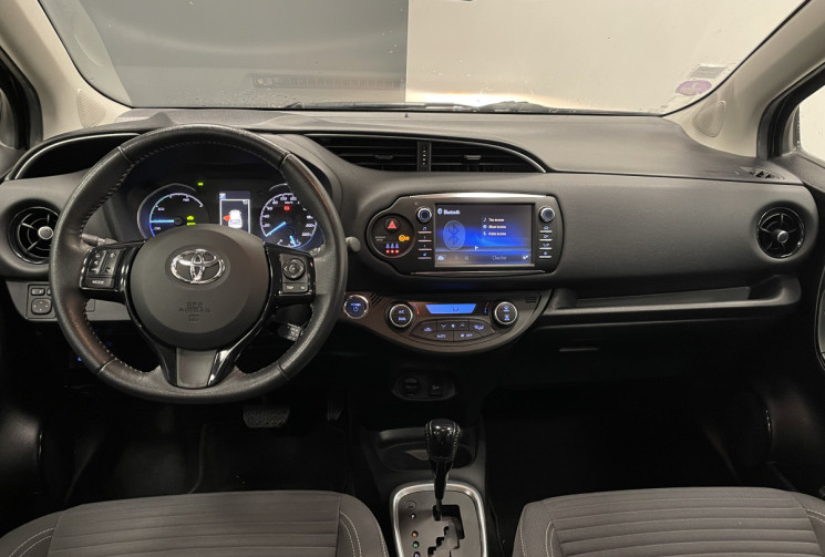 Toyota Yaris III Hybrid 1.5 100h Dynamic – Boite auto - Caméra – Clim auto – Bluetooth