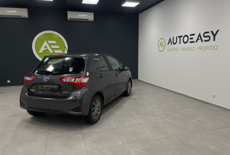 Toyota Yaris III Hybrid 1.5 100h Dynamic – Boite auto - Caméra – Clim auto – Bluetooth