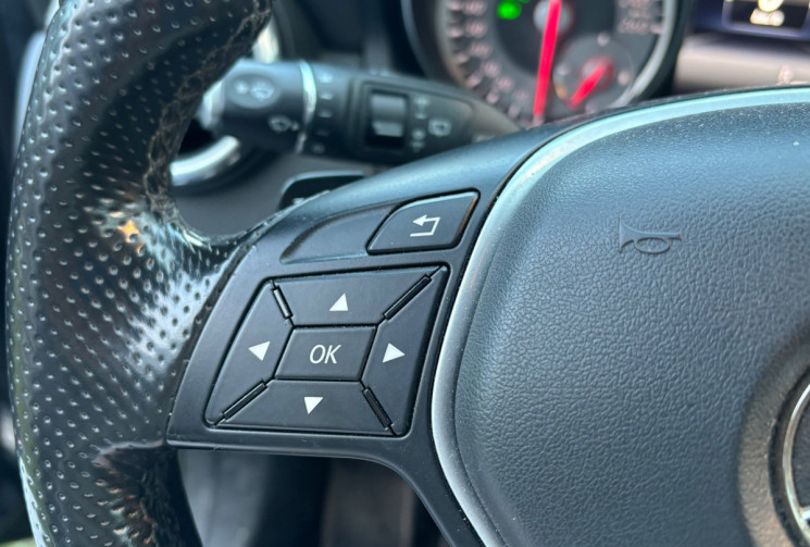 Mercedes GLA 220 2.2 CDI TURBO 4-Matic Fascination