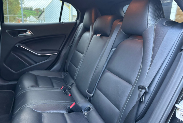 Mercedes GLA 220 2.2 CDI TURBO 4-Matic Fascination