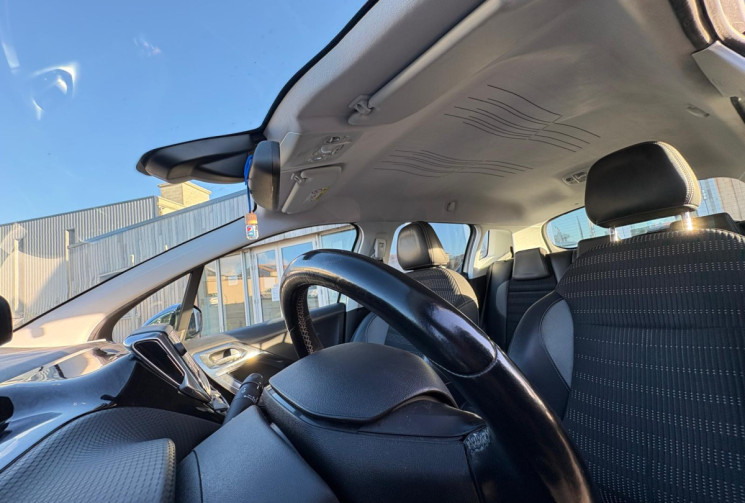 Peugeot 2008 1.2  S&S 110 ALLURE / DISTRIBUTION NEUVE /GARANTIE 12 MOIS 