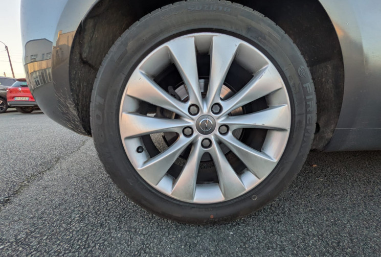 Opel Astra GTC 140 CV 1.4 TURBO / GPS / BON ETAT / GARANTIE 12 MOIS