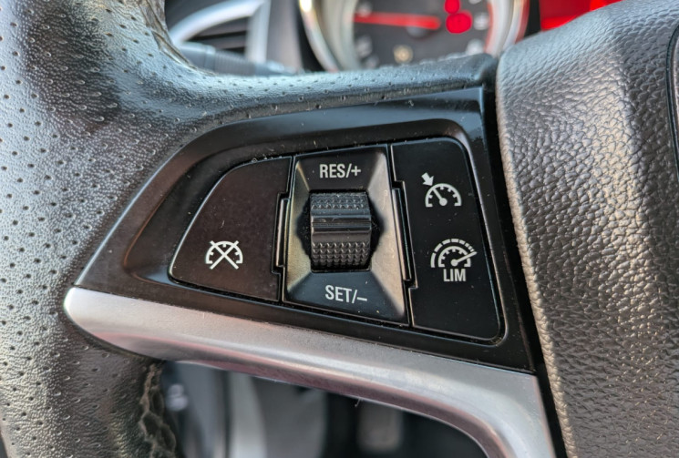 Opel Astra GTC 140 CV 1.4 TURBO / GPS / BOITIER ETHANOL / GARANTIE 12 MOIS