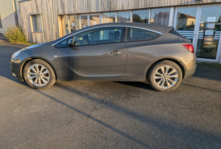 Opel Astra GTC 140 CV 1.4 TURBO / GPS / BOITIER ETHANOL / GARANTIE 12 MOIS