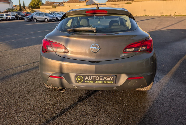 Opel Astra GTC 140 CV 1.4 TURBO / GPS / BON ETAT / GARANTIE 12 MOIS