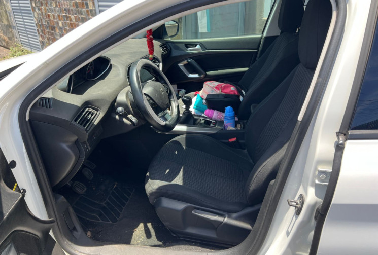 Peugeot 308  II Phase II 1.5 Blue HDi S&S 102 cv STYLE