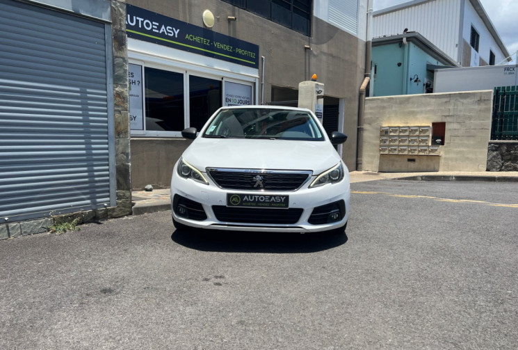 Peugeot 308  II Phase II 1.5 Blue HDi S&S 102 cv STYLE