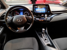 Toyota C-HR 1.8 VVT-i 122 HSD Hybrid SUIVI TOYOTA
