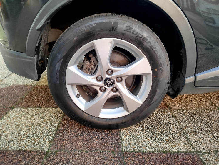 Toyota C-HR 1.8 VVT-i 122 HSD Hybrid SUIVI TOYOTA