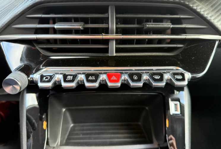 Peugeot 208 1.2 PURETECH 100 S&S STYLE 