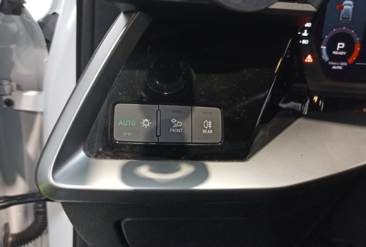 Audi A3 SPORTBACK Sportback 30 TFSI 110ch Mild Hybrid Business line S tronic 7