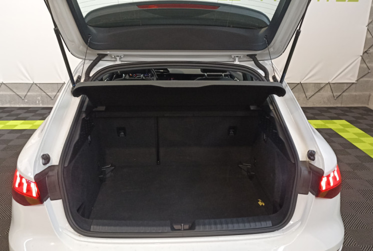 Audi A3 SPORTBACK Sportback 30 TFSI 110ch Mild Hybrid Business line S tronic 7