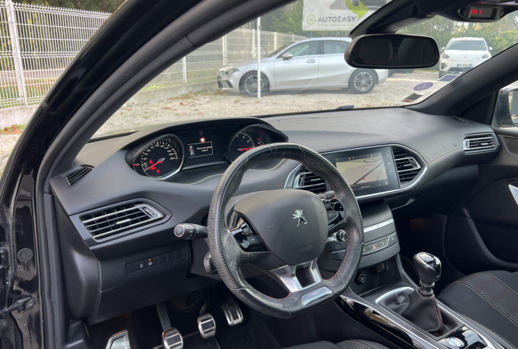 Peugeot 308 1.2 Puretech 130 GT Line / Toit Panoramique / Carplay / Distribution OK / Keyless 