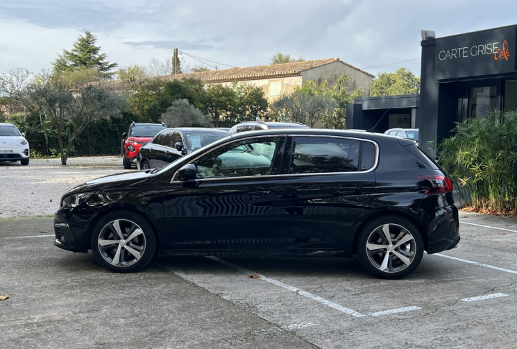 Peugeot 308 1.2 Puretech 130 GT Line / Toit Panoramique / Carplay / Distribution OK / Keyless 