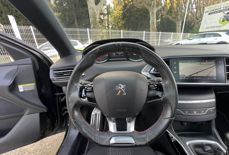Peugeot 308 1.2 Puretech 130 GT Line / Toit Panoramique / Carplay / Distribution OK / Keyless 