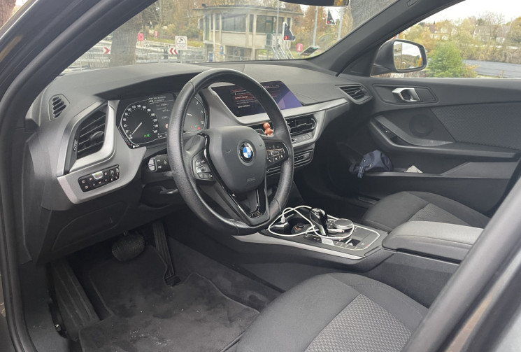 BMW Série 1 F40 Business 1.5 DCT7 116