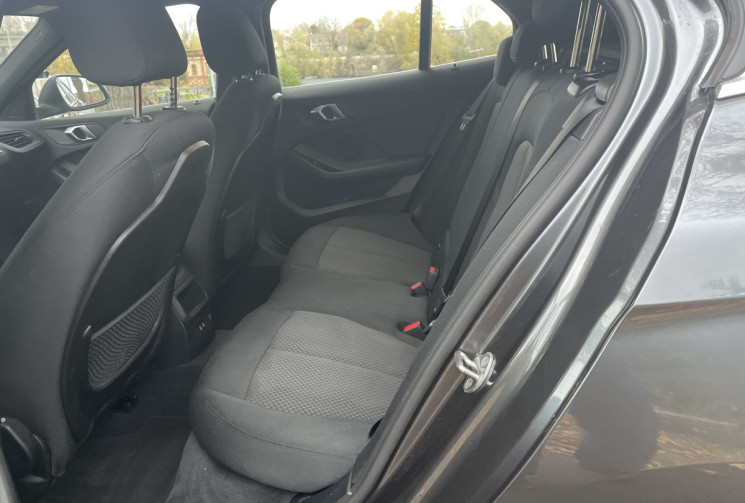 BMW Série 1 F40 Business 1.5 DCT7 116