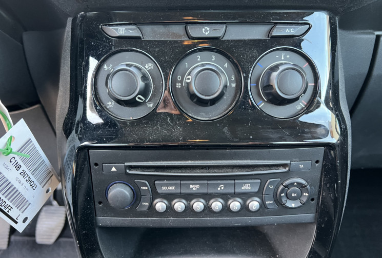 Citroën C3 1.2 VTi 82 ch / 1ERE MAIN