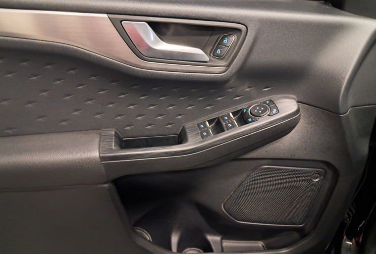 Ford Kuga 3 - 1.5 ECOBLUE 120 TITANIUM BVA7- 1er MAIN - SUPERBE -  OPTIONS -  ENTRETIEN - GARANTIE -