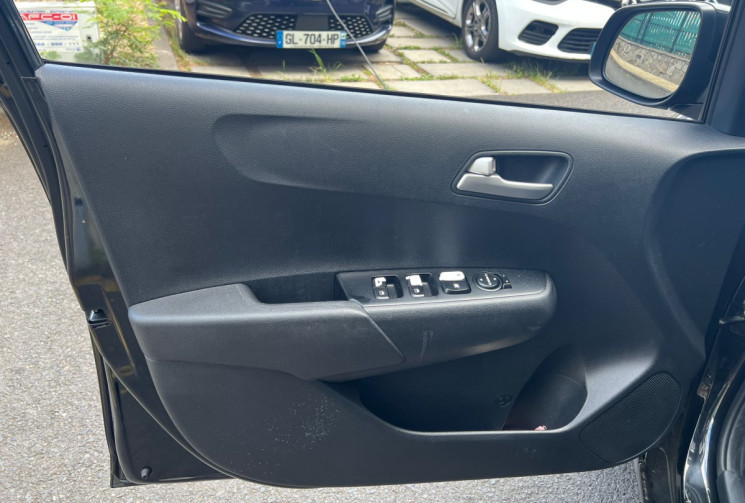 Kia Picanto  1.0 MPi 12V 67 cv ACTIVE