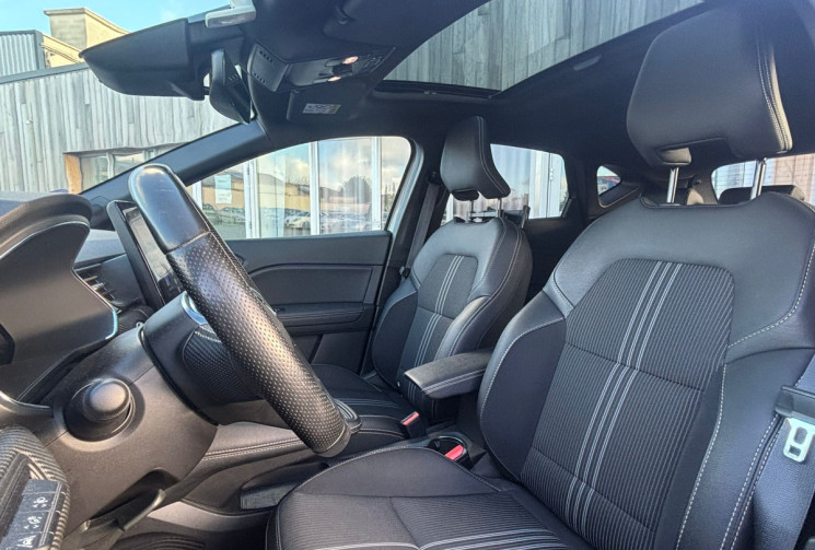 Renault Captur 1.6 E-TECH 145 ENGINEERED / TOIT OUVRANT / CAR PLAY / GARANTIE 12 MOIS