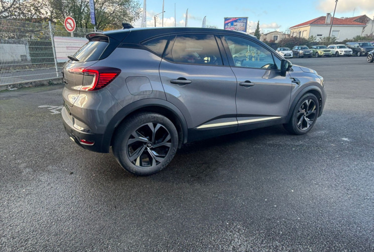 Renault Captur 1.6 E-TECH 145 ENGINEERED / TOIT OUVRANT / CAR PLAY / GARANTIE 12 MOIS