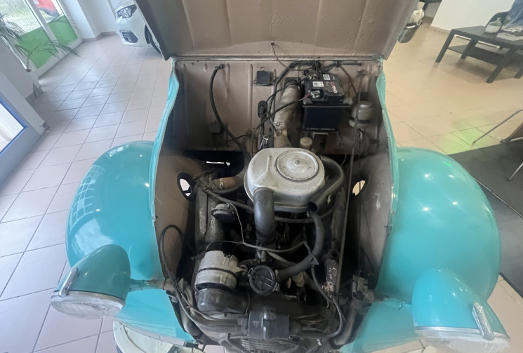 Citroën 2CV 2CV4 à finir de restaurer 