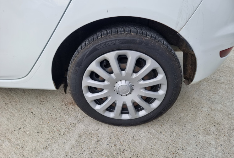 Ford Fiesta 1.5 TDCI 75 EDITION 5P