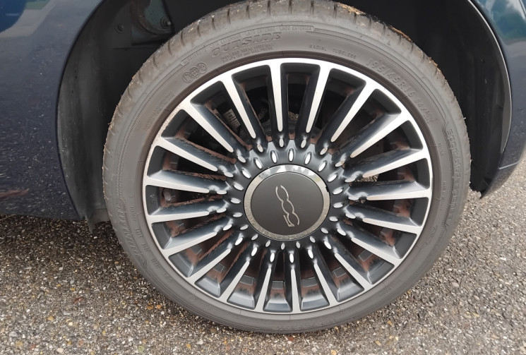 FIAT 500C LOUNGE 1.2 69 - SUIVI FIAT