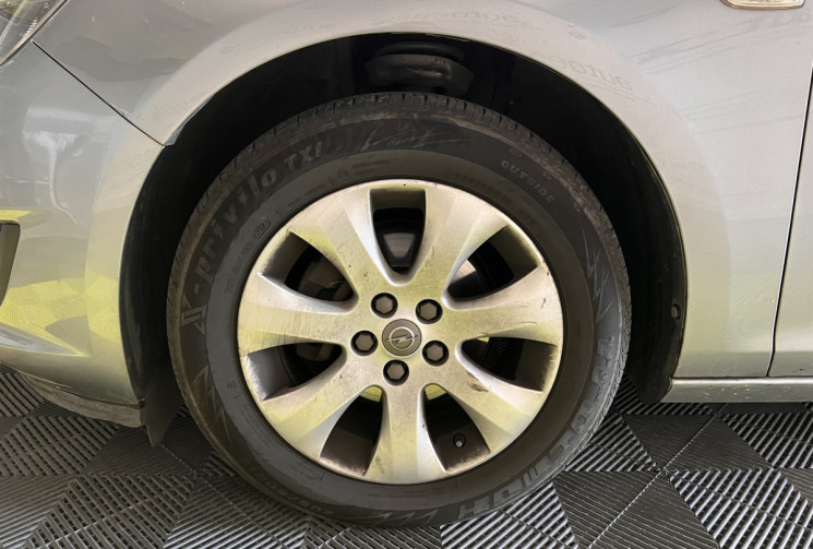 Opel Astra 1.4 140 CH ESSENCE/ GPL COSMO BVM6 / MOTEUR A CHAINE