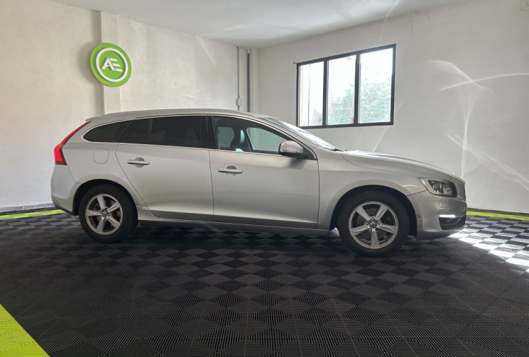 Volvo V60 2.0 D3 150 cv Summum