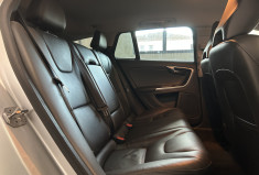 Volvo V60 2.0 D3 150 cv Summum