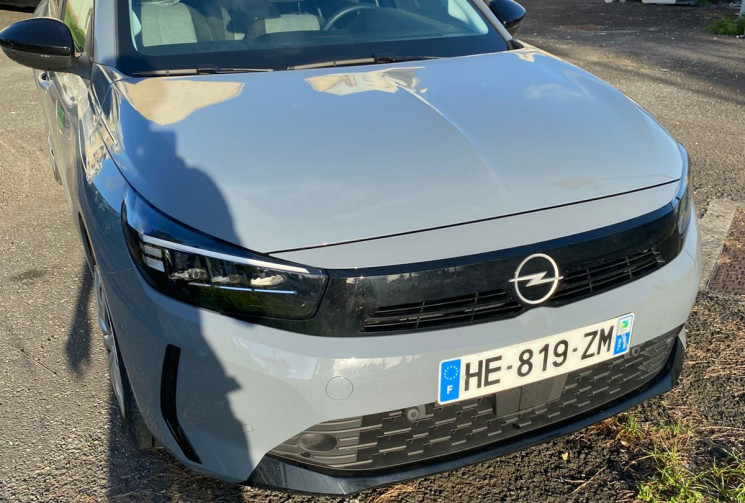 Opel Corsa Diesel 1.5 102 CV // Première Etat // Quasi neuf // 