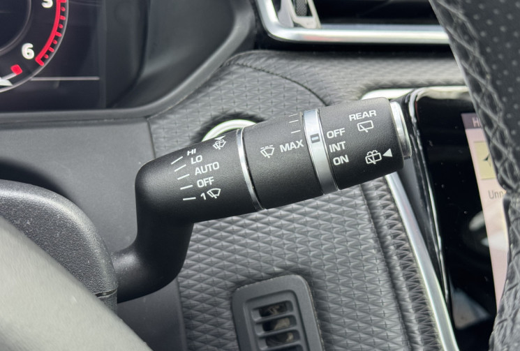 Land-Rover Range Rover Velar 2.0 240CH SD4 R-DYNAMIC AWD