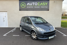 Peugeot 1007 1.4 HDi 70cv  / DISTRI OK