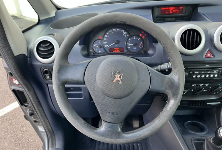 Peugeot 1007 1.4 HDi 70cv  / DISTRI OK