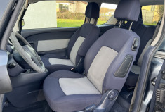 Peugeot 1007 1.4 HDi 70cv  / DISTRI OK