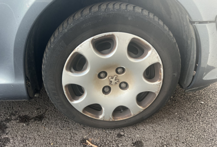 Peugeot 1007 1.4 HDi 70cv  / DISTRI OK