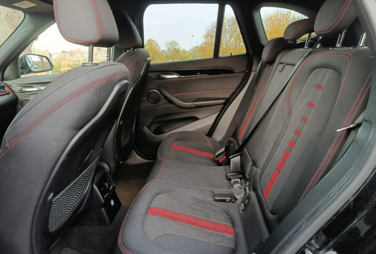 BMW X1 (F48) 18d sDrive 2.0d Sport 150 / Boite Manuelle