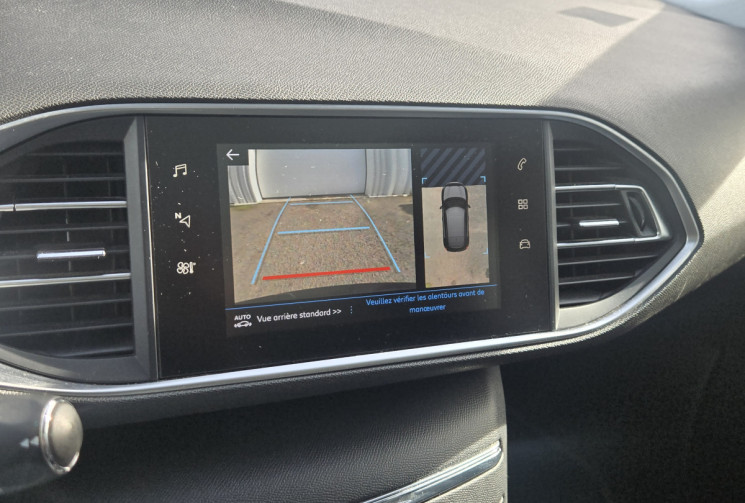 Peugeot 308 1.5 BlueHDi 130ch Tech Edition* toit pano * alcantara* carplay * camera * clim bi-zone *