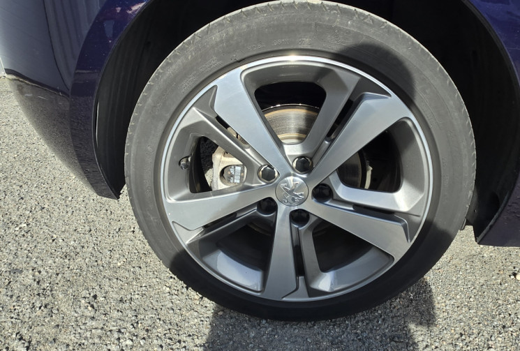 Peugeot 308 1.5 BlueHDi 130ch Tech Edition* toit pano * alcantara* carplay * camera * clim bi-zone *