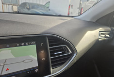 Peugeot 308 1.5 BlueHDi 130ch Tech Edition* toit pano * alcantara* carplay * camera * clim bi-zone *