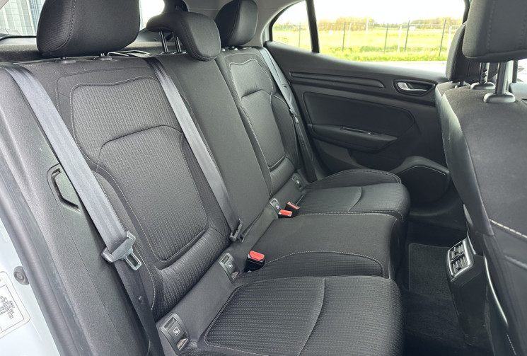 Renault Megane 1.5 dCi EDC6 110 cv BUSINESS / APPLE CARPLAY