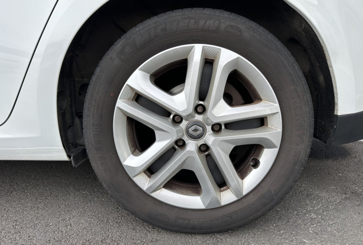 Renault Megane 1.5 dCi EDC6 110 cv BUSINESS / APPLE CARPLAY