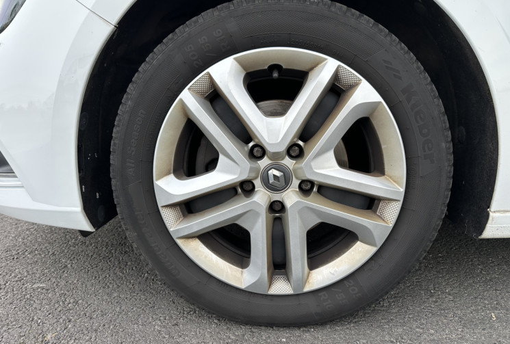 Renault Megane 1.5 dCi EDC6 110 cv BUSINESS / APPLE CARPLAY