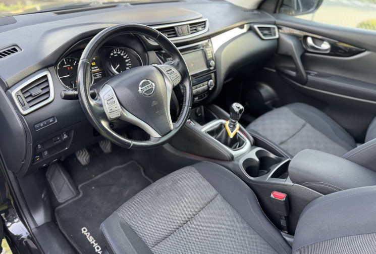 Nissan Qashqai  4x4 1.6 dCi 130 ch 4WD / Toit pano / GPS 