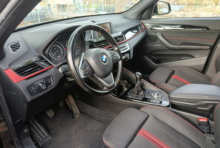 BMW X1 (F48) 18d sDrive 2.0d Sport 150 / Boite Manuelle