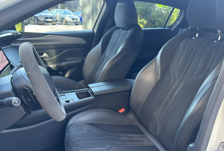 Peugeot 308 III 1.2 THP Puretech EAT8 130 GT Distribution changée / CARPLAY / caméra / Bluetooth